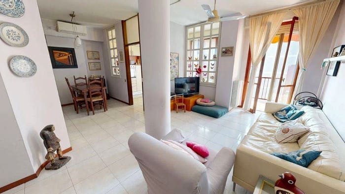 Appartamento trilocale in vendita in Via Giuseppe Adami, Famagosta, Milano