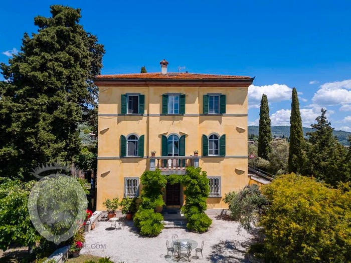 Casa con 6 locali in vendita in Via San Crispolto, Centro, Passignano sul Trasimeno