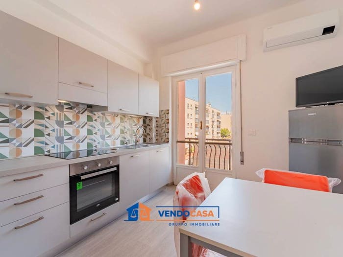 Appartamento trilocale in vendita in Via San Calocero, Centro, Albenga