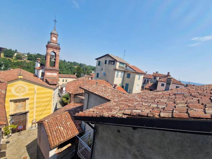 Appartamento con 5 locali in vendita in Via Antonio Paravidino, Centro, Rocca Grimalda