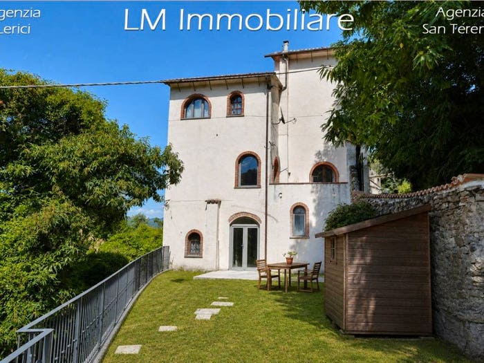 Appartamento con 6 locali in vendita in Via del Monte, Arcola