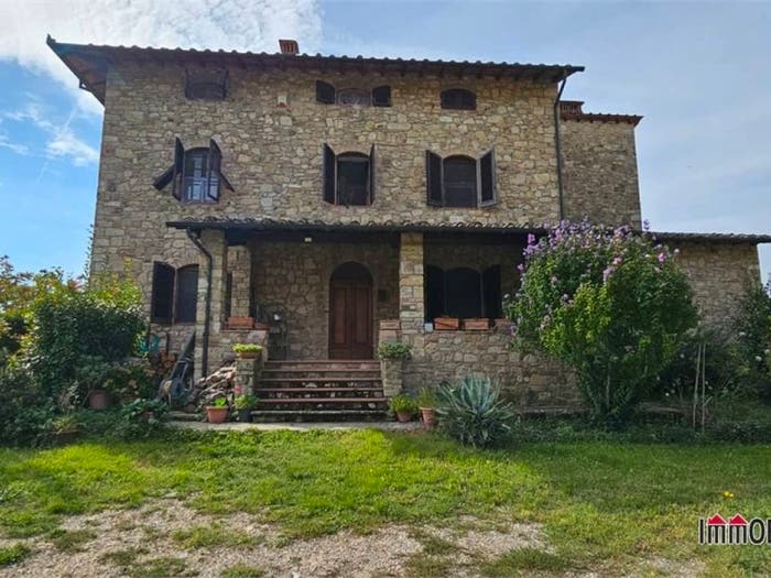 Casa con 6 locali in vendita in Zona Industriale, Barberino Tavarnelle