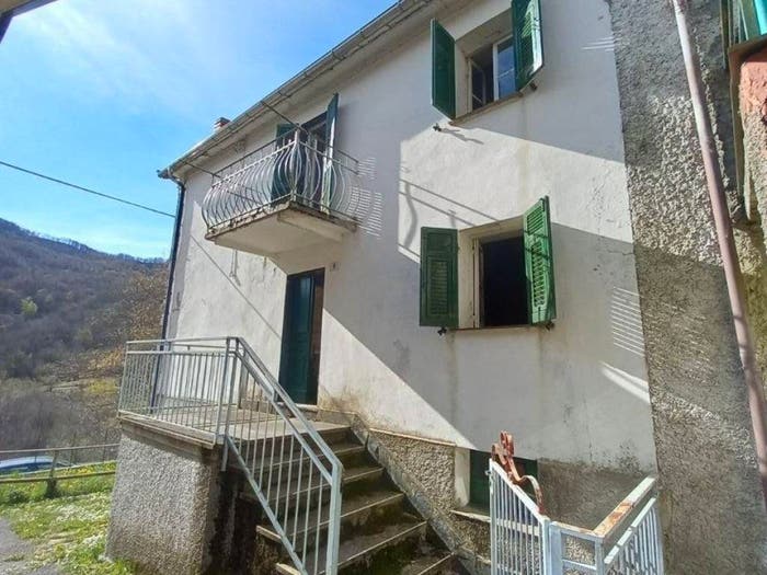 Casa con 6 locali in vendita in Località Vallescura, Fontanigorda