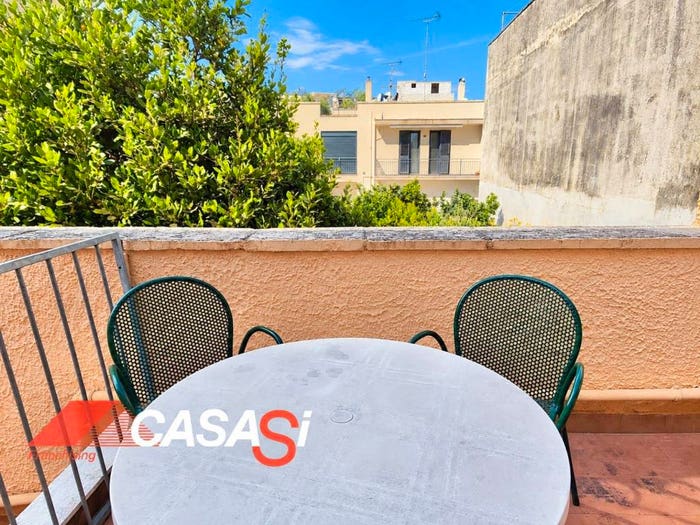 Appartamento con 6 locali in vendita in Via Luigi Mariano, Centro, Otranto