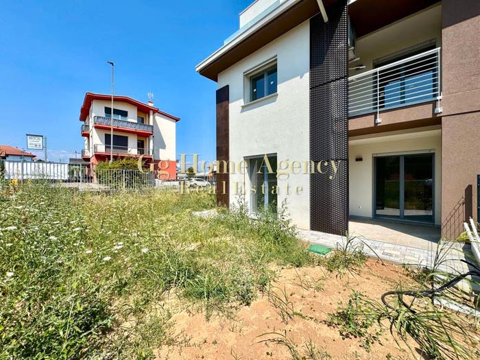 Appartamento trilocale in vendita in Via Roma, Centro, Bernareggio