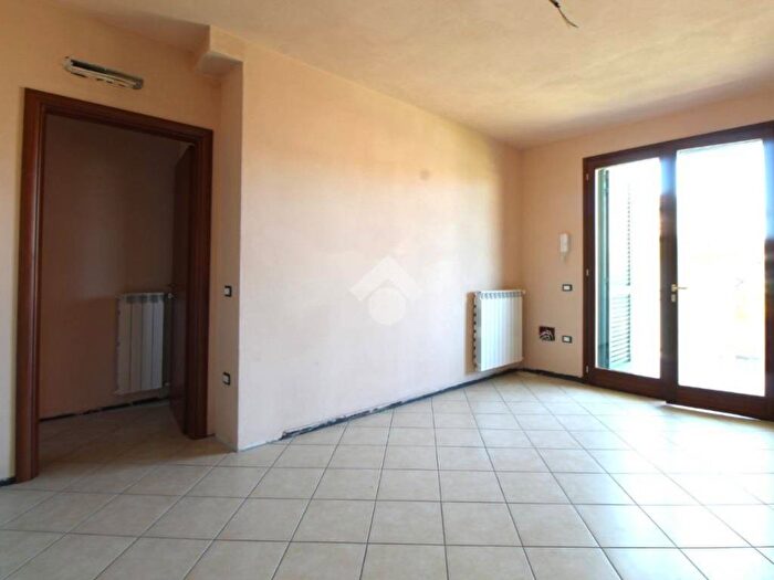 Appartamento trilocale in vendita in Via Via burianino, Monsummano Terme