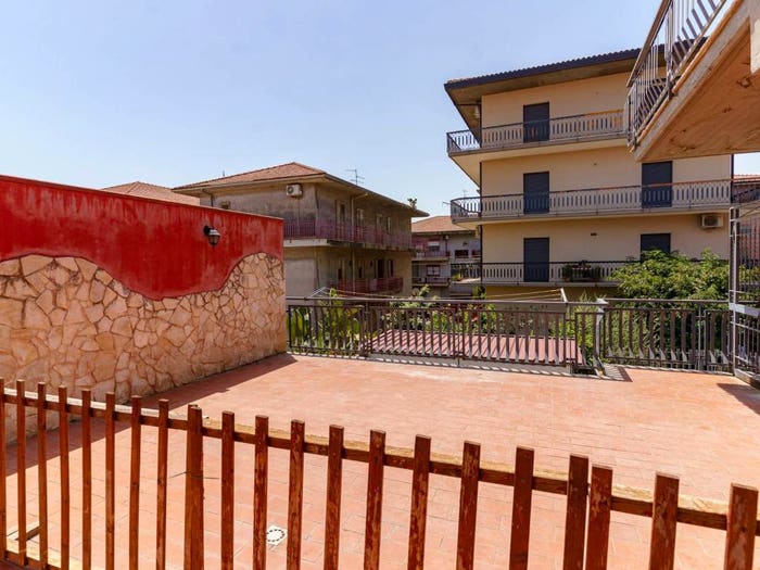 Appartamento con 5 locali in vendita in Via del Mandorlo, Centro, Misterbianco