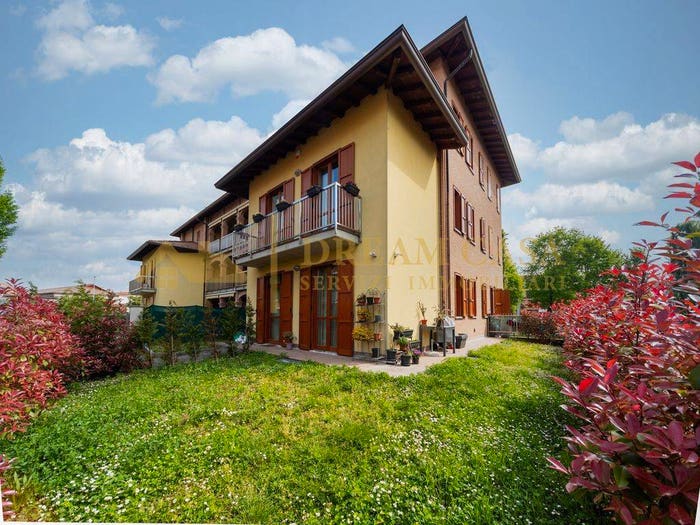 Casa con 5 locali in vendita in Via San Gregorio Barbarigo, Centro, Capriate San Gervasio