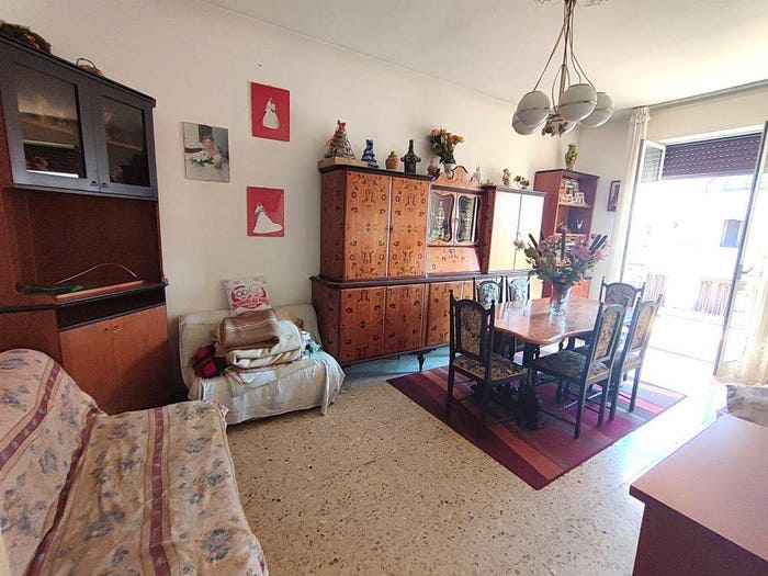 Appartamento bilocale in vendita in Via Lecco, Cesano Maderno