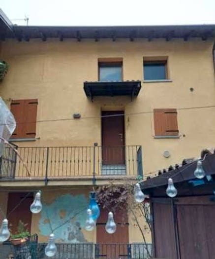 Appartamento quadrilocale in vendita in Via Carrobbio, Visino, Valbrona