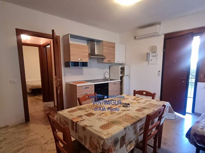 Appartamento trilocale in vendita in Via Nino Lamboglia, Nervia, Ventimiglia