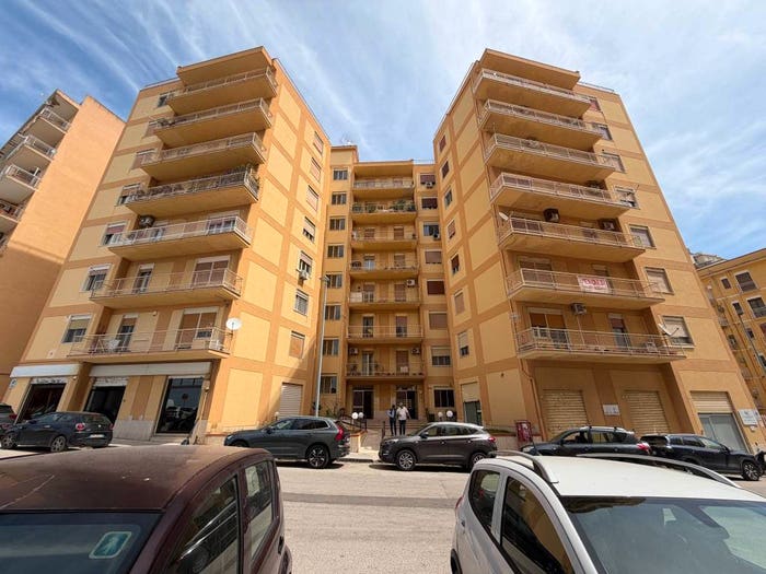 Appartamento con 6 locali in vendita in Via Dante Alighieri, Via Imera V della Vittoria Via Dante A, Agrigento