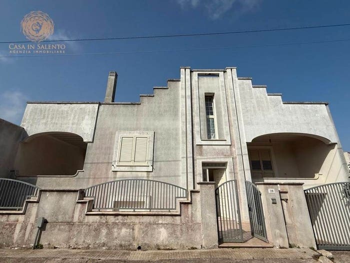 Casa con 6 locali in vendita in Via Po, Centro, Castrignano del Capo