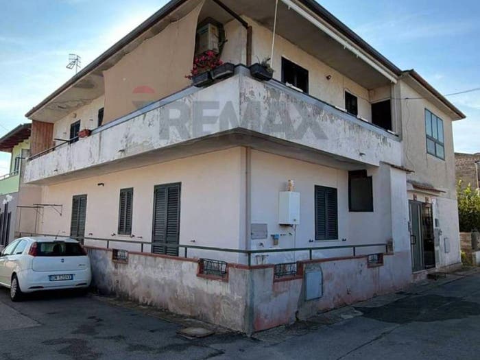 Appartamento quadrilocale in vendita in Falciano del Massico