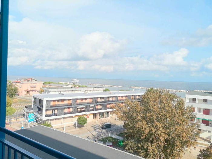 Appartamento trilocale in vendita in Viale Portogallo, Lido delle Nazioni, Comacchio
