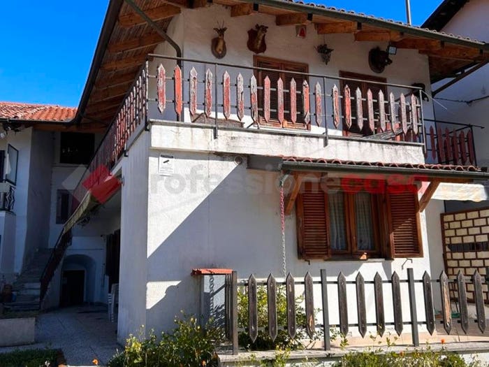 Casa con 6 locali in vendita in via don gaude, Allivellatori, Cumiana