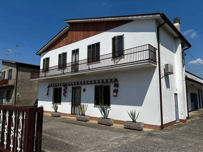 Casa con 6 locali in vendita in San Martino di Venezze