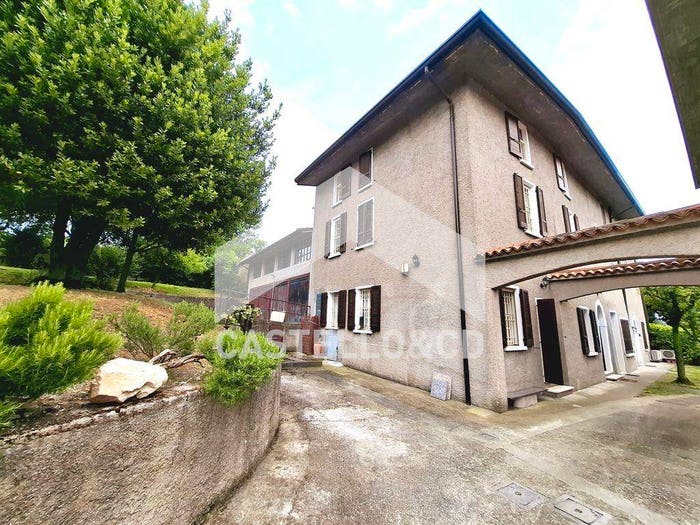 Casa con 5 locali in vendita in VIA San Pietro, Entroterra, Desenzano del Garda
