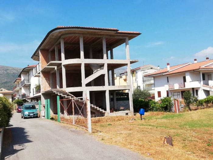 Casa con 6 locali in vendita in Via Spagna, Centro, Fondi