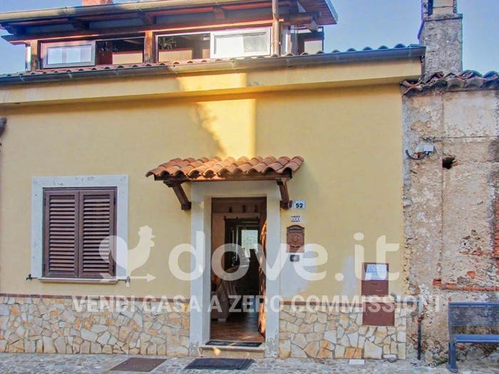 Appartamento trilocale in vendita in Via Interna, Donnici, Cosenza