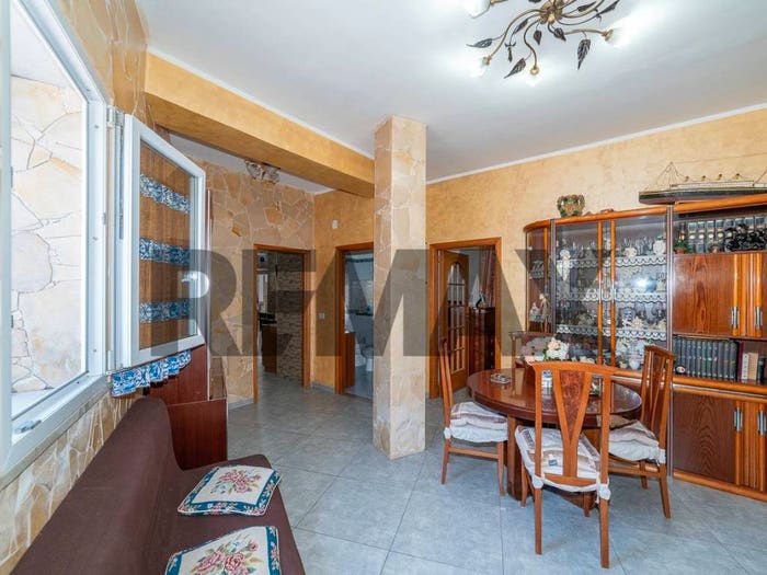 Appartamento quadrilocale in vendita in Via Vincenzo Gemito, Barriera Leucatia, Catania