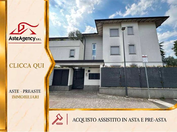 Appartamento quadrilocale in vendita in Piazza Caduti per la Patria, Passirana Biringhello, Rho