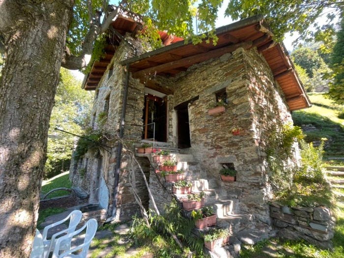 Casa trilocale in vendita in Strada Statale della Valle Brembana, Albaredo per San Marco