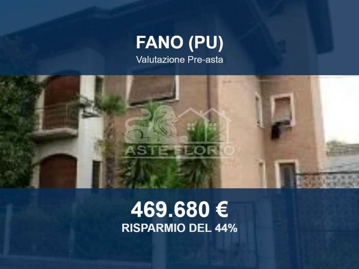 Appartamento con 6 locali in vendita in Via Giovanni Pierpaoli, Passeggi Don Gentili Ospedale, Fano