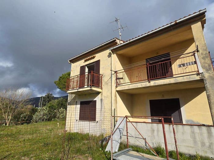 Casa con 6 locali in vendita in Via Massa Prato, Massa, Maratea