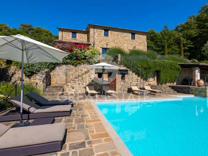 Casa con 6 locali in vendita in via del Cassero, Centro, Castiglion Fiorentino