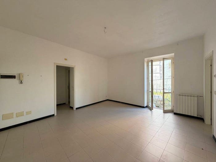 Appartamento bilocale in vendita in Salita di Monterosso, Carmine, Genova