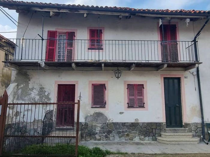 Casa trilocale in vendita in Via Marchesi Roero Di Cortanze, Cortanze