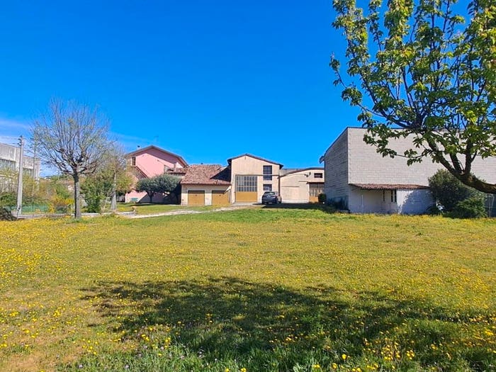 Casa con 6 locali in vendita in Via Motella, Cavriana