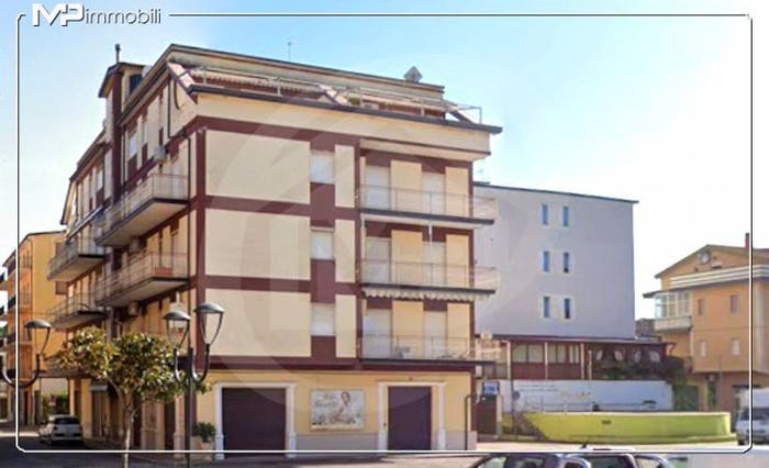 Appartamento trilocale in vendita in Via Re Davide, Villapiana Lido, Villapiana