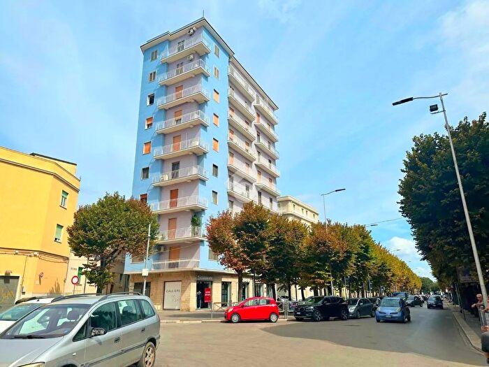 Appartamento con 5 locali in vendita in Via XX Settembre, San Severo