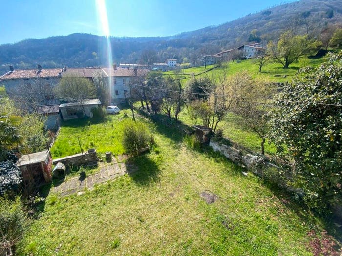 Casa con 6 locali in vendita in Centro, Lessolo