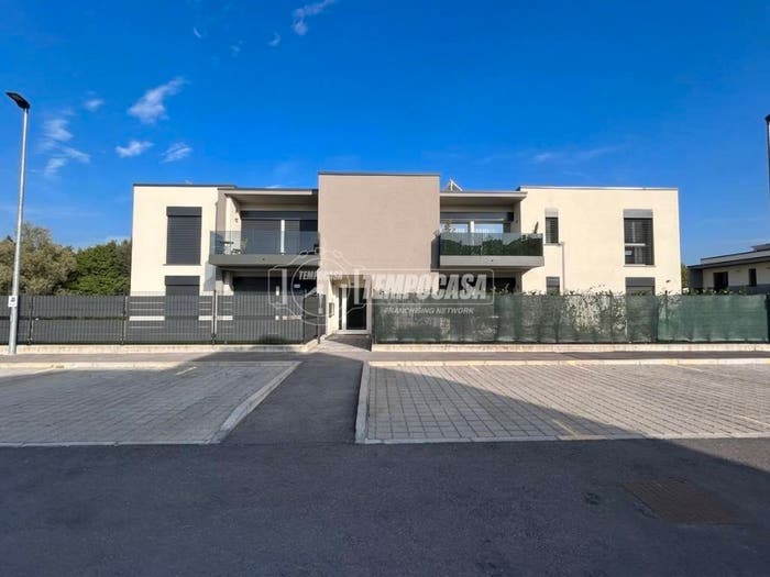 Appartamento bilocale in vendita in Lucino, Montano Lucino