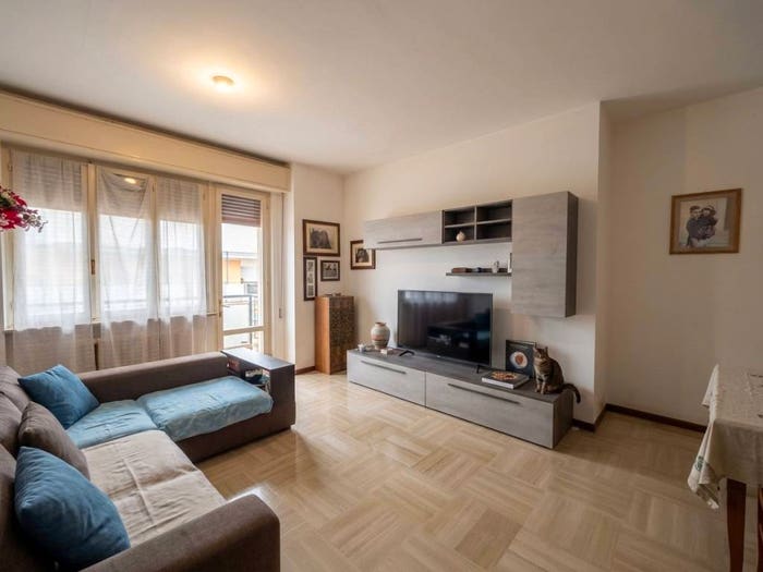 Appartamento con 5 locali in vendita in Via Piazzetta G Carducci, Centro, Legnago