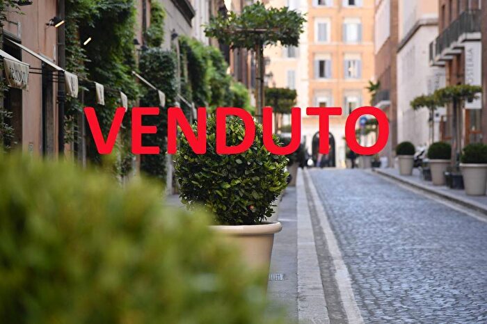 Appartamento monolocale in vendita in Via della Frezza, Piazza del Popolo, Roma