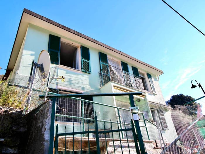 Casa con 6 locali in vendita in Via del Molinetto, Quezzi, Genova