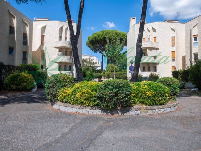 Appartamento quadrilocale in vendita in Largo dell'Olgiata, Olgiata, Roma