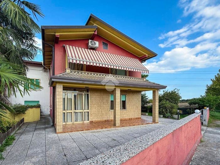 Casa con 6 locali in vendita in Via Brentasecca, Case Brentasecca, Dolo