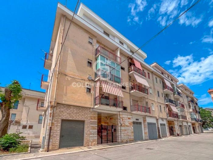 Appartamento quadrilocale in vendita in Via Salemi, San Giuseppe Artigiano Goito, Andria