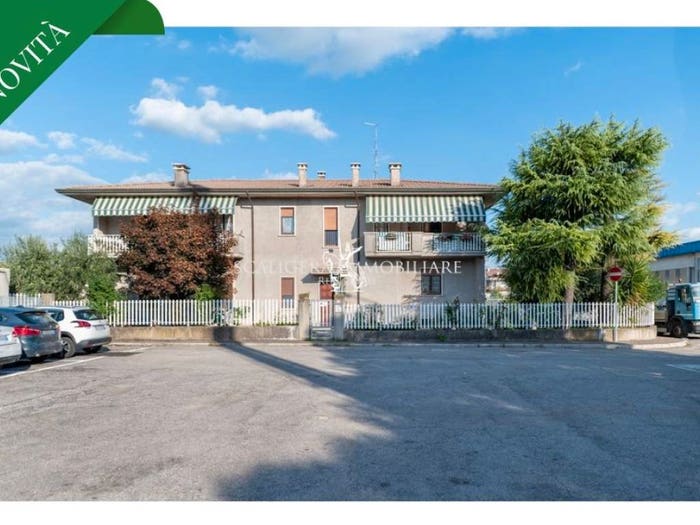 Casa con 5 locali in vendita in Viale dell'Artigianato, ZIAC, Caldiero