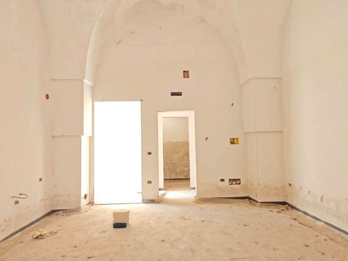 Appartamento con 6 locali in vendita in Via Sant'Angelo No Number, Leverano