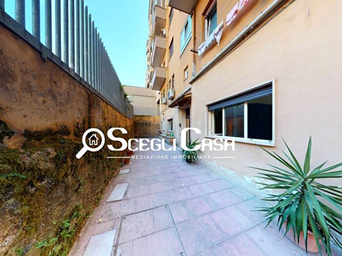 Appartamento trilocale in vendita in Viale Amelia, Furio Camillo, Roma