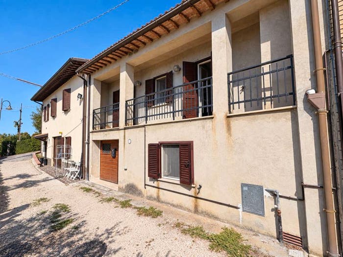 Casa con 6 locali in vendita in Località Colle, Nocera Umbra