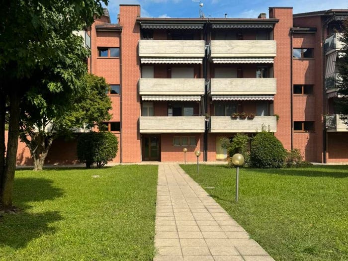 Appartamento trilocale in vendita in Viale Europa, Lallio