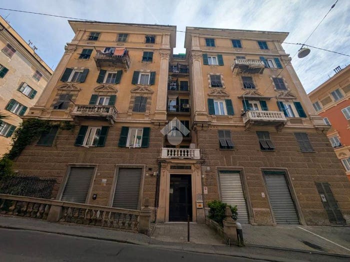 Appartamento quadrilocale in vendita in Via Imperiale, San Fruttuoso, Genova