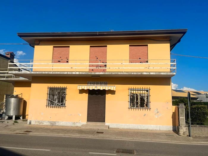 Appartamento con 6 locali in vendita in Via Roma, Centro, Bicinicco
